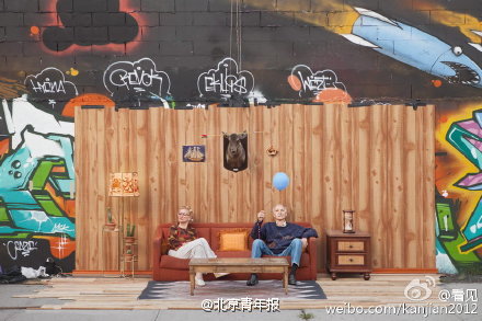 摄影师Justin Bettman收集弃置家具 变成街头摄影景点-4