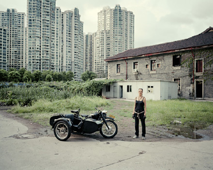 摄影师Aurelien Chauvaud:记录在上海骑三轮摩托车的骑士-5