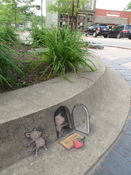 插画家David Zinn 创意街头绘出3D视错觉立体作品-3