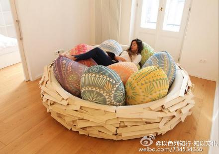创意家居:以色列设计 巨大鸟巢沙发 可当床用