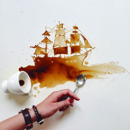 意大利艺术家Giulia Bernardelli用咖啡创作的画