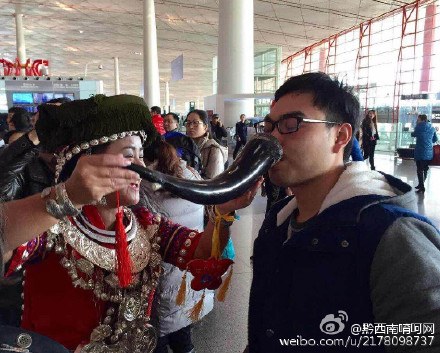民族舞惊艳北京首都机场和上海虹桥机场-2