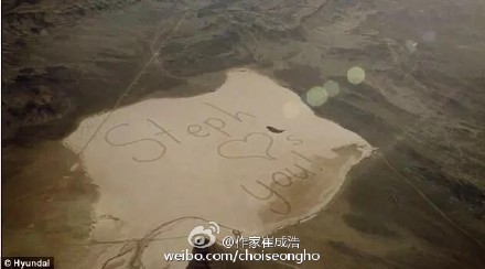 创意活动:美国多辆汽车轮胎痕迹作画 助Steph小女孩实现梦想