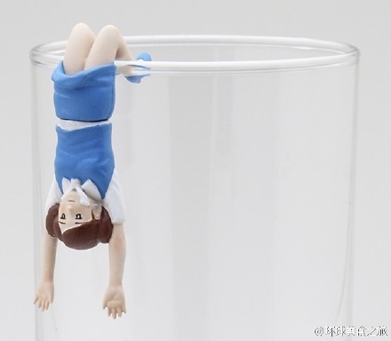 日本的小美女造型杯子设计欣赏03