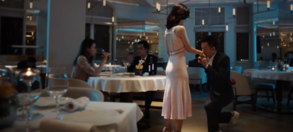 黄轩携手卡地亚合作的最新微电影《爱若初见》视频 献给准备求婚的你