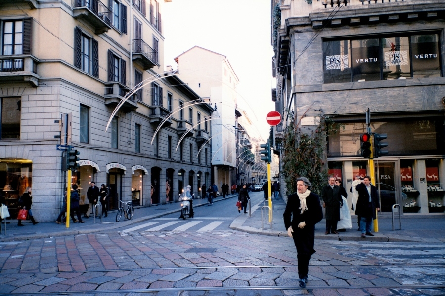 米兰Montenapoleone District成为首个在微信建立官方帐号欧洲奢侈品购物街