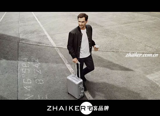 Roger  Federer RIMOWA庆120周年